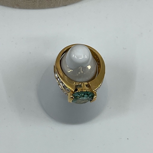 Vintage 925 Gold Overlay Sterling Silver Green Gemstone Ring, Size 4.75 - Picture 9 of 17